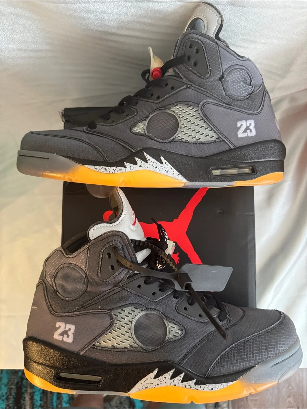 New! Off-White x Air Jordan 5 Retro SP 'Muslin' sneakers
